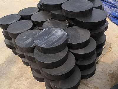 红安县板式橡胶支座由若干层橡胶片与薄钢板经加压硫化